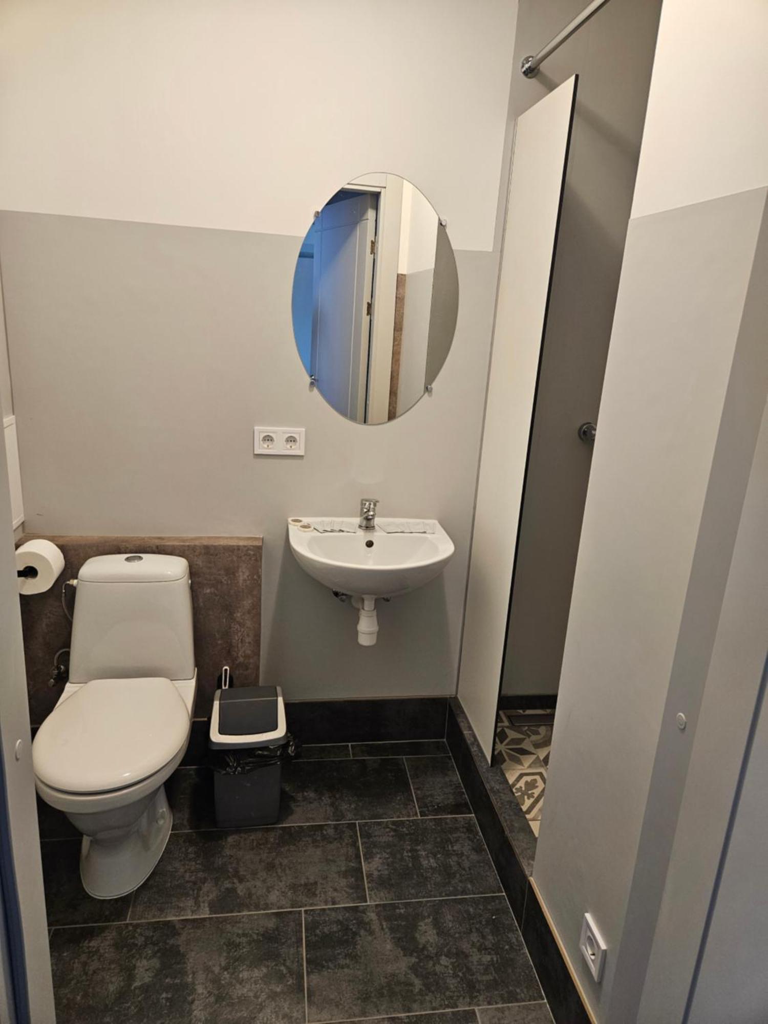 Hostel Brize リエパーヤ エクステリア 写真