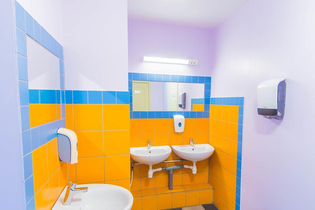 Hostel Brize リエパーヤ エクステリア 写真